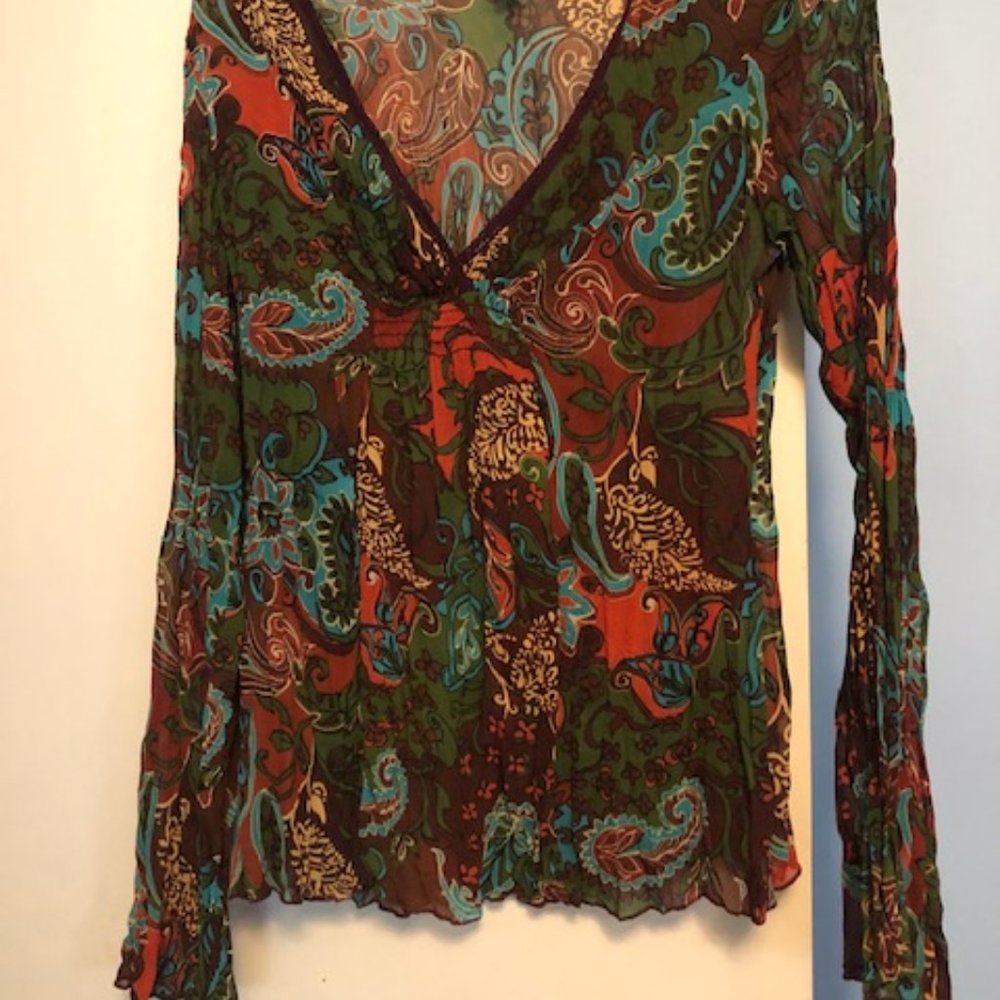 xhilaration multi-color long sleeve blouse